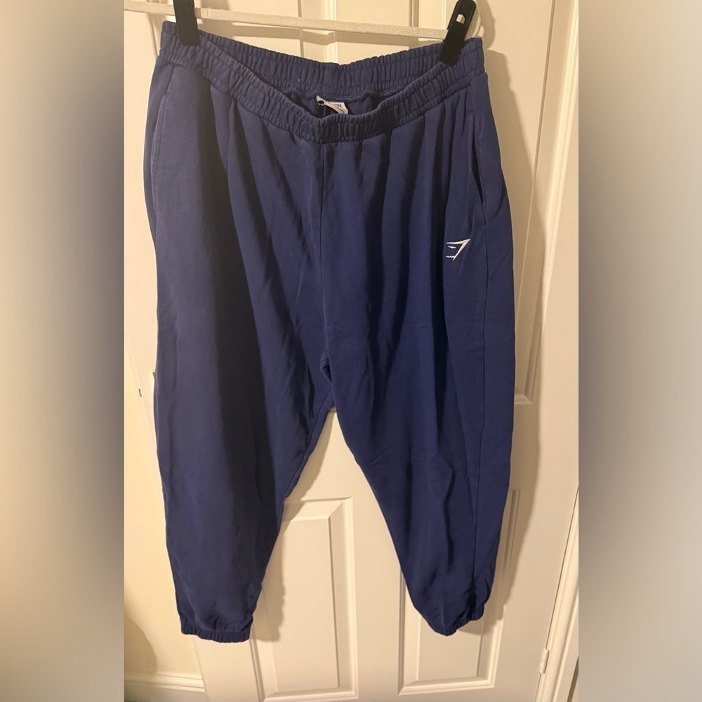 2/$35 Women’s Gymshark Navy Training Fleece sweat pants xl